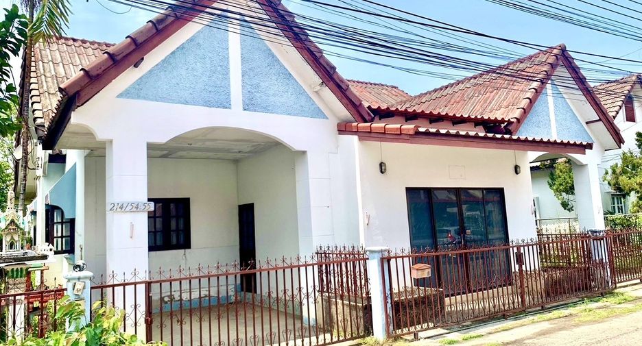 For rent 4 bedrooms house in Mueang Chiang Mai, Chiang Mai