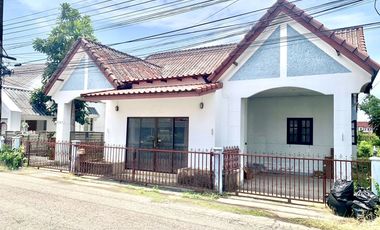 For rent 4 bedrooms house in Mueang Chiang Mai, Chiang Mai