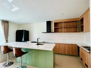 For sale 2 bedrooms house in Mueang Chiang Mai, Chiang Mai