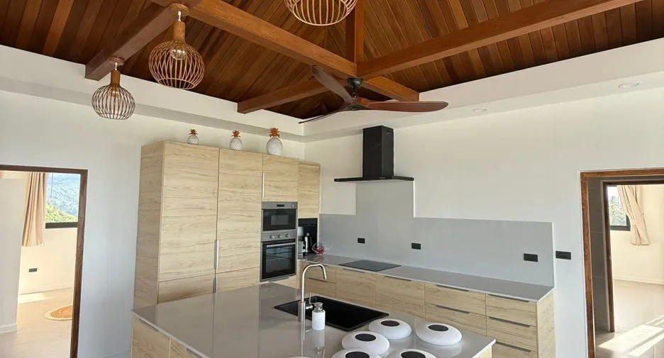 For rent 4 bedrooms villa in Ko Samui, Surat Thani