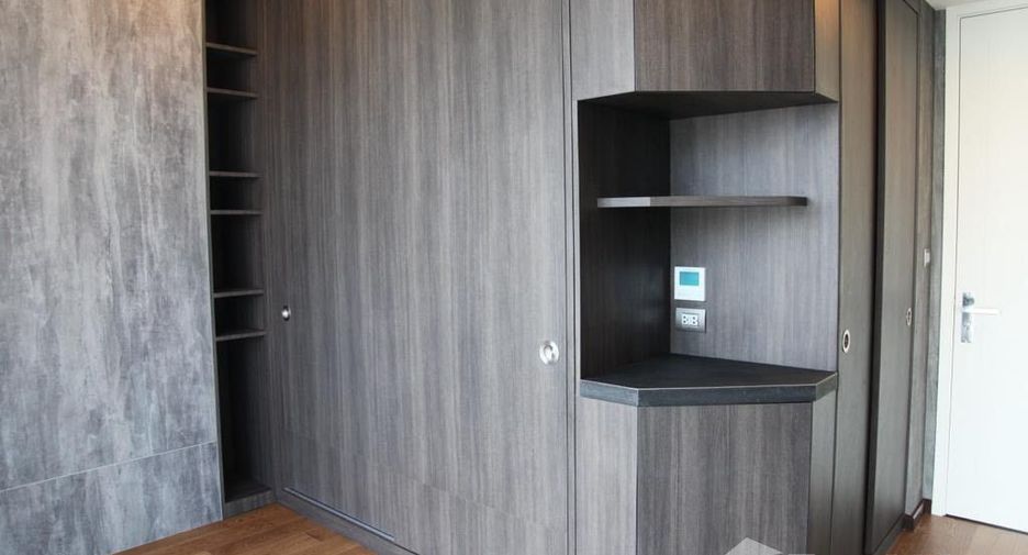 For sale 2 bedrooms condo in Sathon, Bangkok