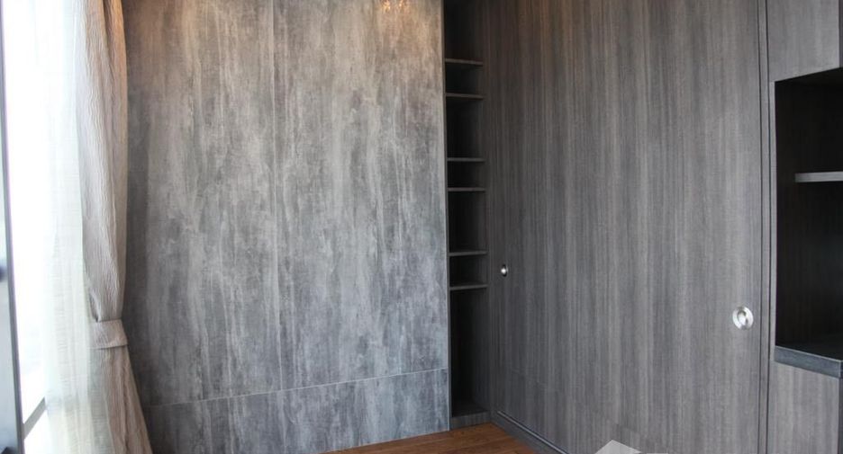 For sale 2 bedrooms condo in Sathon, Bangkok