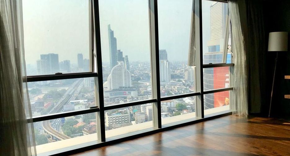 For sale 2 bedrooms condo in Sathon, Bangkok