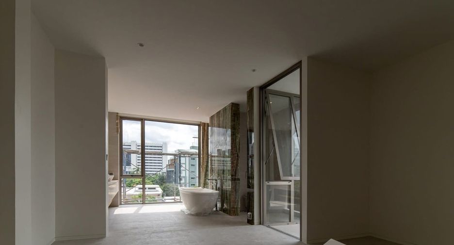 For sale and for rent 6 bedrooms office in Chatuchak, Bangkok