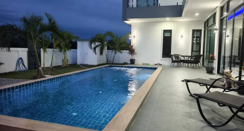 For sale 4 bedrooms villa in Sam Roi Yot, Prachuap Khiri Khan