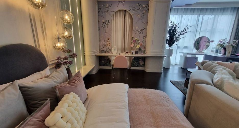 For sale 6 bedrooms house in Bang Khae, Bangkok