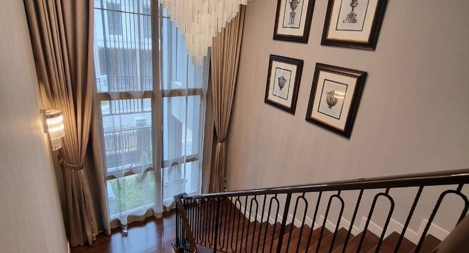 For sale 6 bedrooms house in Bang Khae, Bangkok