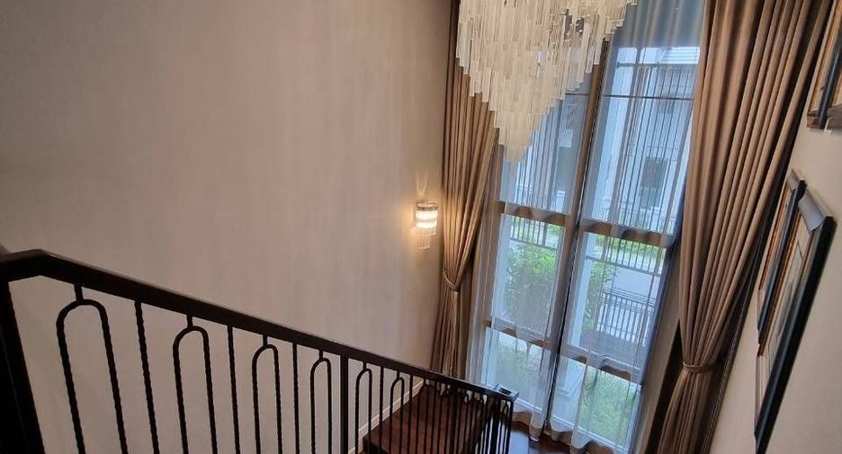 For sale 6 bedrooms house in Bang Khae, Bangkok