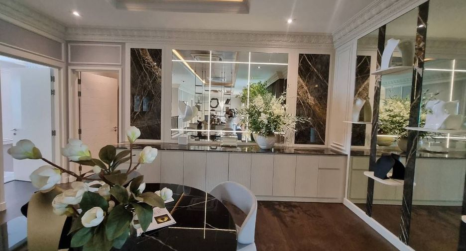 For sale 6 bedrooms house in Bang Khae, Bangkok