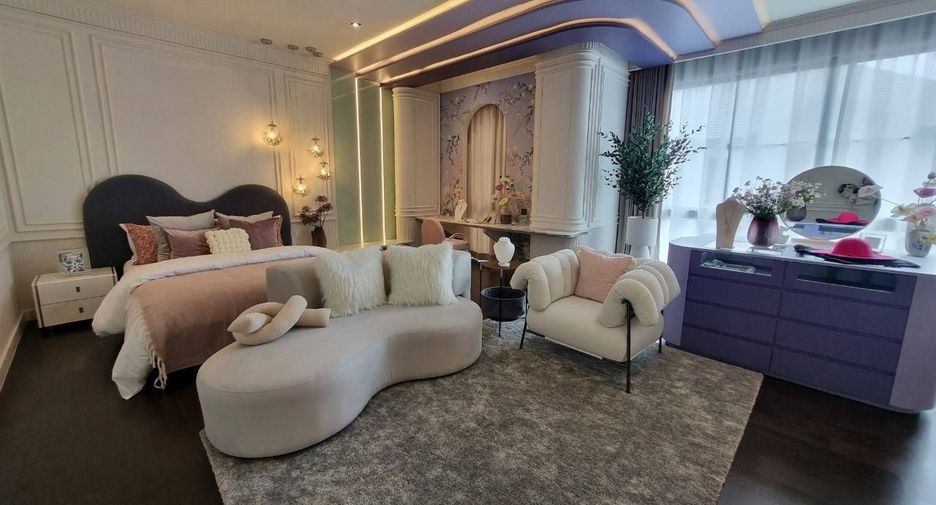 For sale 6 bedrooms house in Bang Khae, Bangkok