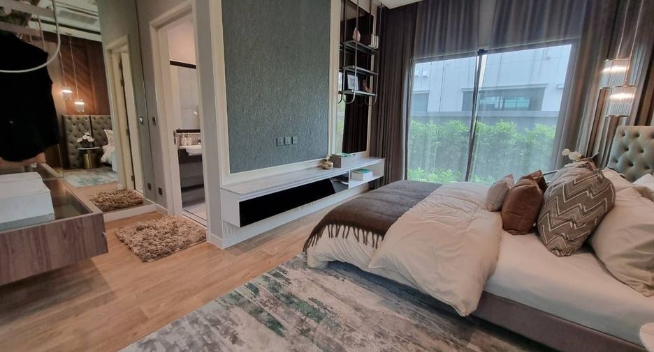 For sale 6 bedrooms house in Bang Khae, Bangkok