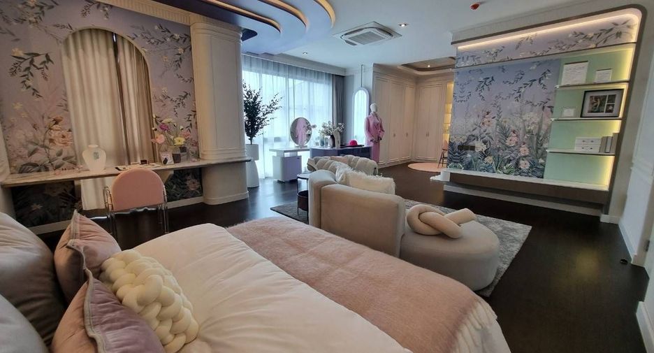 For sale 6 bedrooms house in Bang Khae, Bangkok