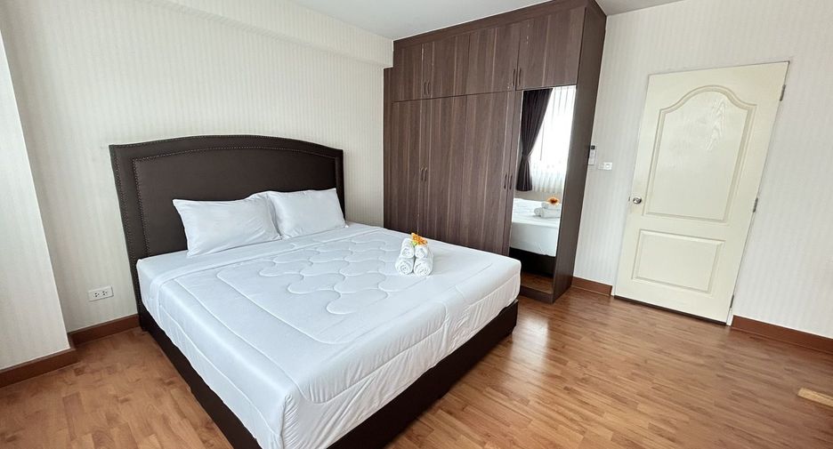 For sale 1 bed condo in Si Racha, Chonburi