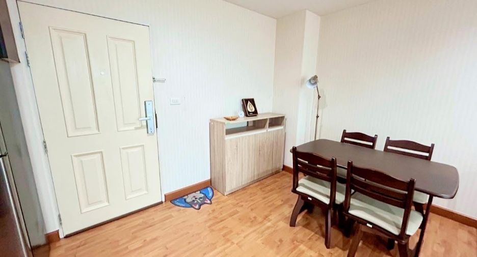 For sale 1 bed condo in Si Racha, Chonburi
