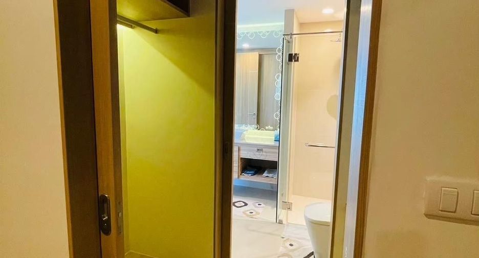 À louer 2 chambres condo à Bang Lamung, Chonburi
