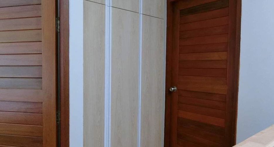 For sale and for rent 3 bedrooms townhouse in Mueang Chiang Mai, Chiang Mai