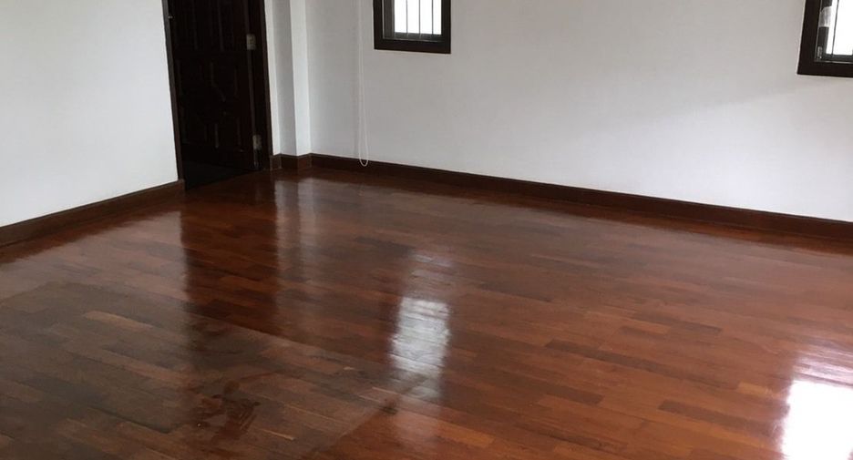 For rent 2 bedrooms house in Mae Sot, Tak