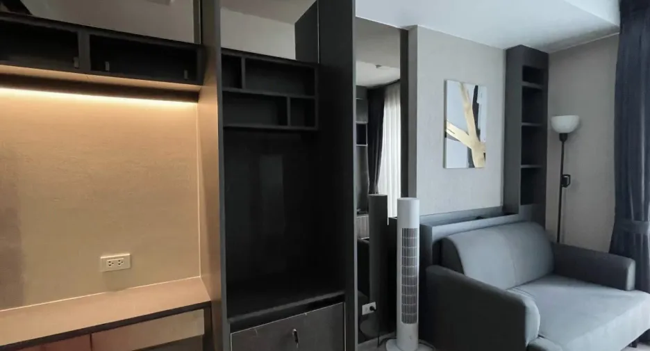 For sale 1 bed condo in Phra Khanong, Bangkok