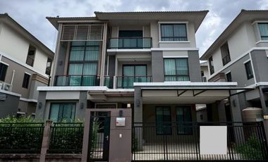 Casa en venta de 5 habitaciones en Don Mueang, Bangkok
