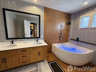 For sale 4 bedrooms house in Hang Dong, Chiang Mai