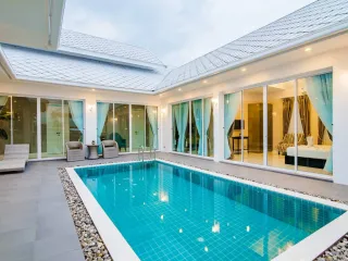 For rent 4 bedrooms villa in Hua Hin, Prachuap Khiri Khan