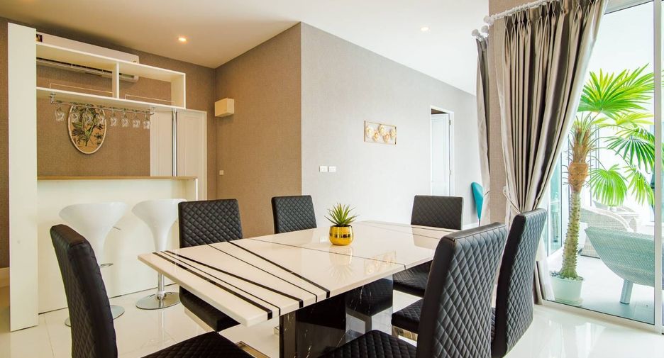 For rent 4 bedrooms villa in Hua Hin, Prachuap Khiri Khan