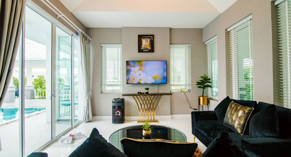 For rent 4 bedrooms villa in Hua Hin, Prachuap Khiri Khan