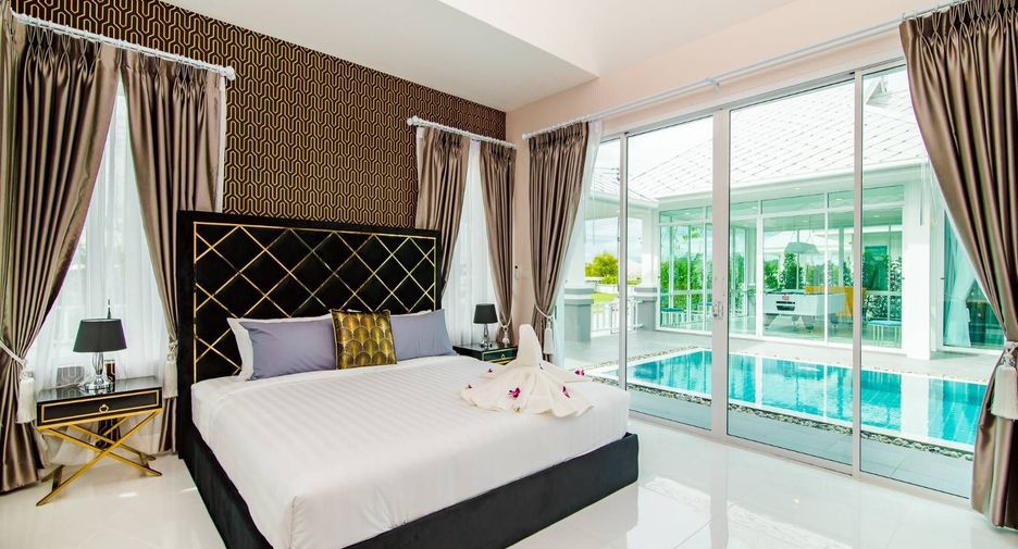 For rent 4 bedrooms villa in Hua Hin, Prachuap Khiri Khan