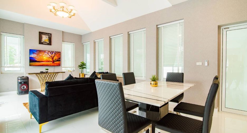 For rent 4 bedrooms villa in Hua Hin, Prachuap Khiri Khan