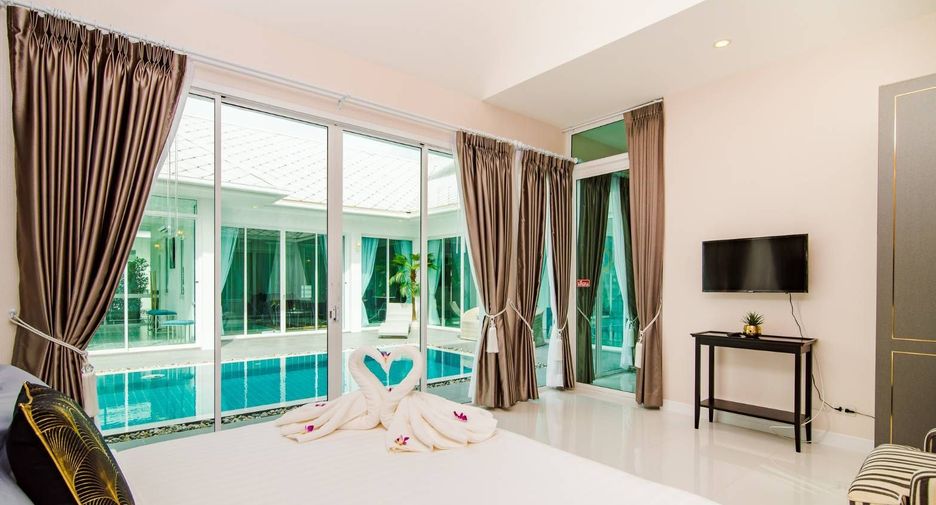 For rent 4 bedrooms villa in Hua Hin, Prachuap Khiri Khan