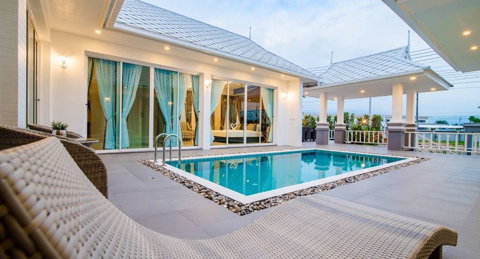 For rent 4 bedrooms villa in Hua Hin, Prachuap Khiri Khan