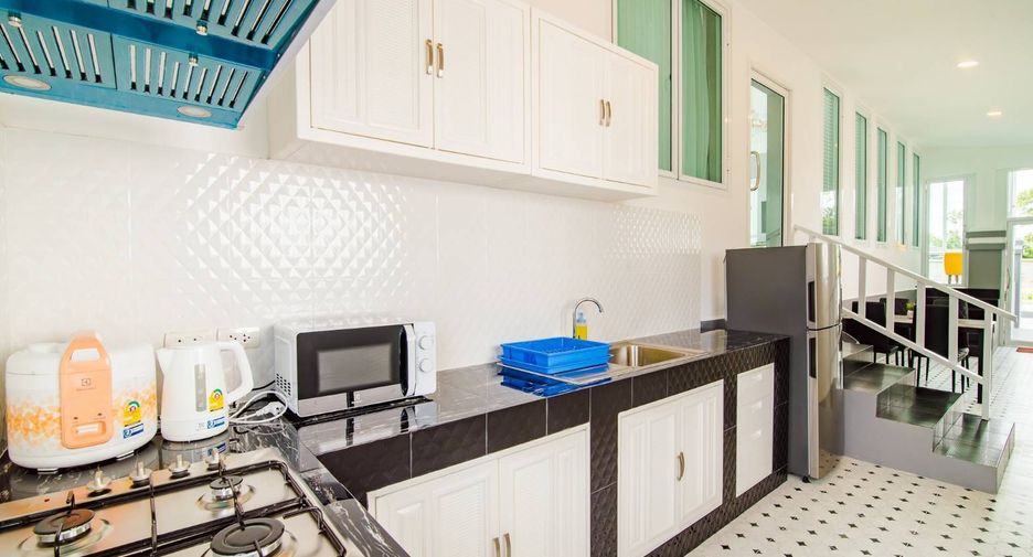 For rent 4 bedrooms villa in Hua Hin, Prachuap Khiri Khan