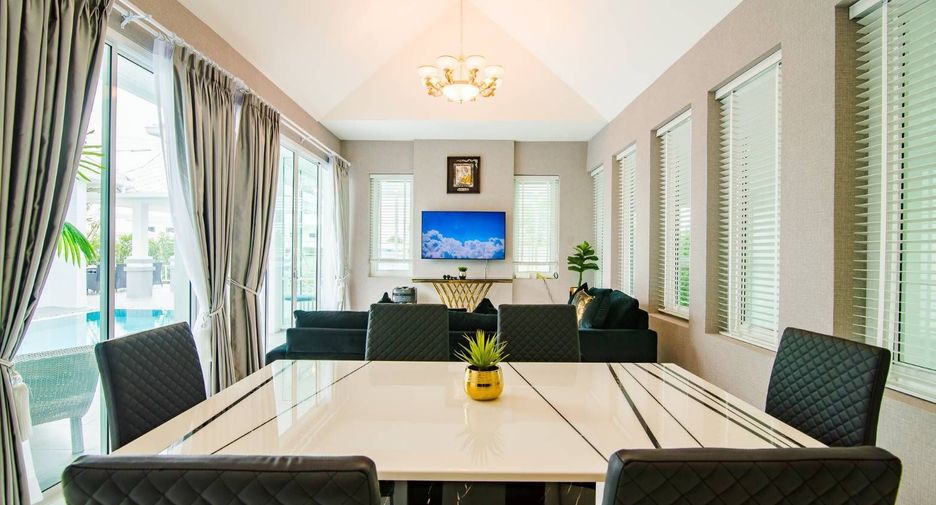 For rent 4 bedrooms villa in Hua Hin, Prachuap Khiri Khan