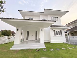 Casa en alquiler de 4 habitaciones en San Sai, Chiang Mai
