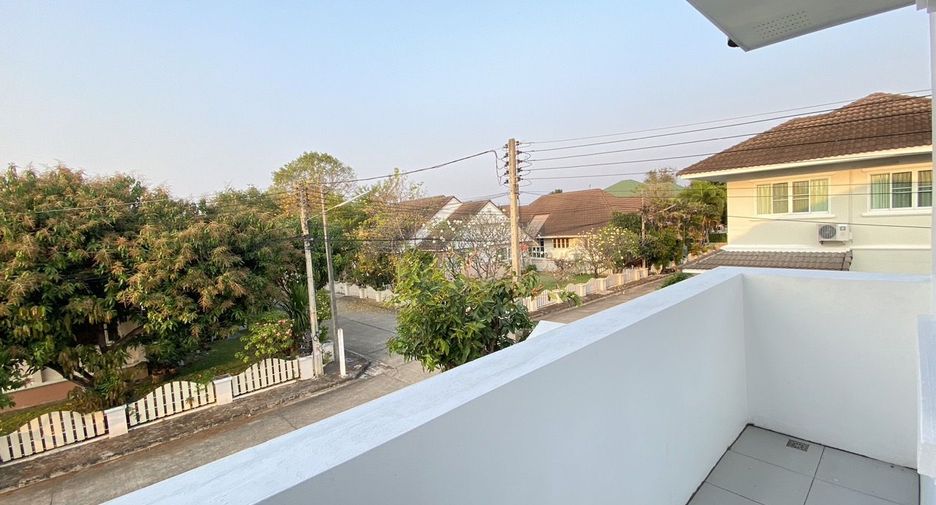 For rent 4 bedrooms house in San Sai, Chiang Mai
