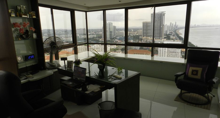 For sale 2 ベッドルーム condo in Bang Lamung, Chonburi