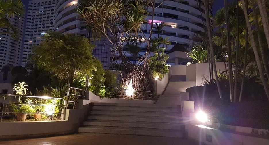 For sale 2 ベッドルーム condo in Bang Lamung, Chonburi