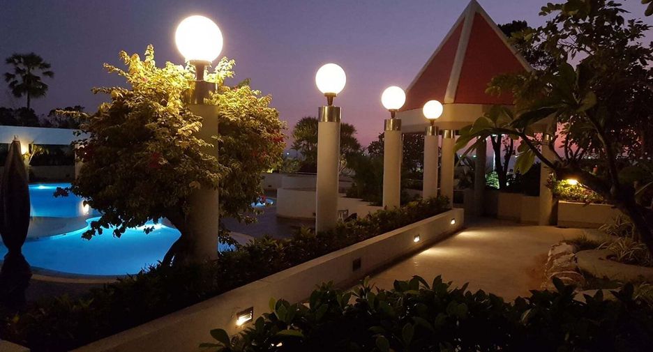 For sale 2 ベッドルーム condo in Bang Lamung, Chonburi