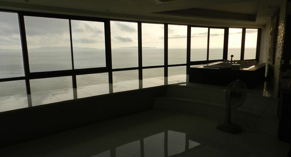 For sale 2 ベッドルーム condo in Bang Lamung, Chonburi