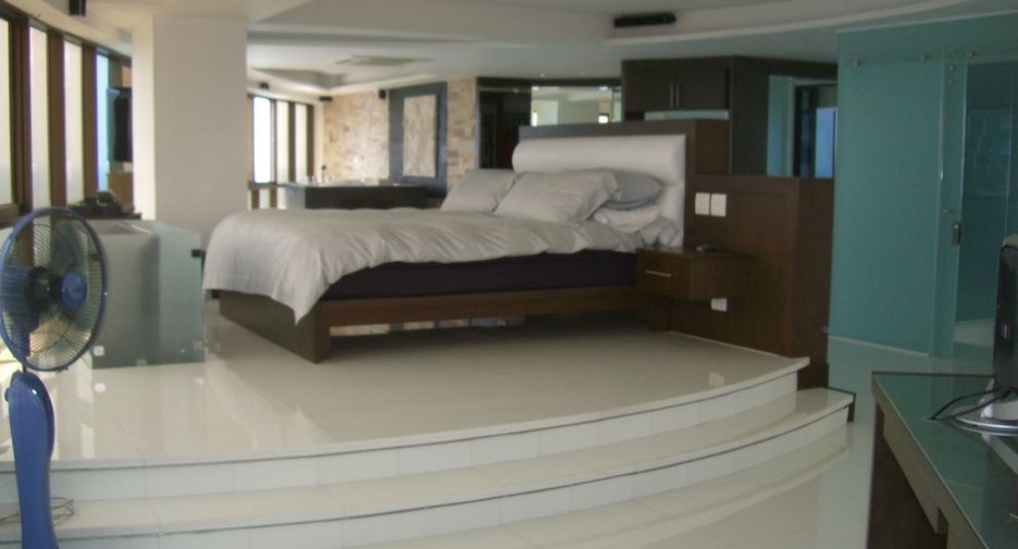 For sale 2 ベッドルーム condo in Bang Lamung, Chonburi