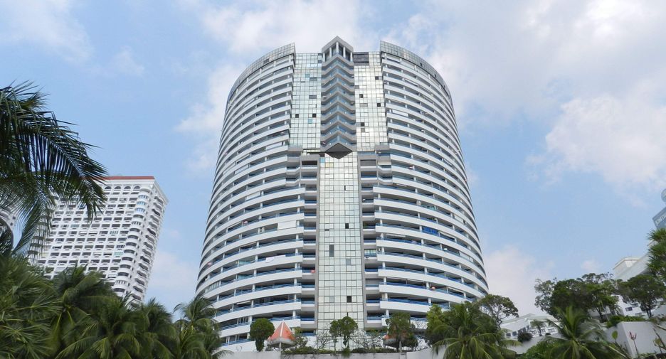 For sale 2 ベッドルーム condo in Bang Lamung, Chonburi