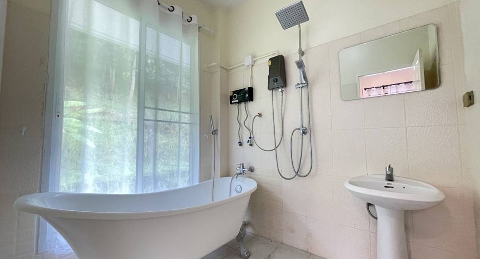 Casa en alquiler de 4 habitaciones en Samoeng, Chiang Mai