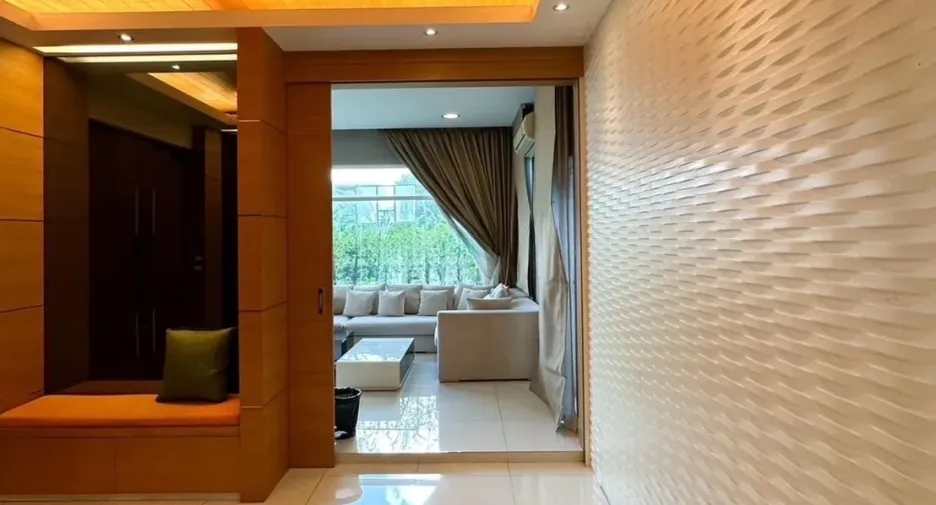 For sale 7 bedrooms villa in Bang Phli, Samut Prakan