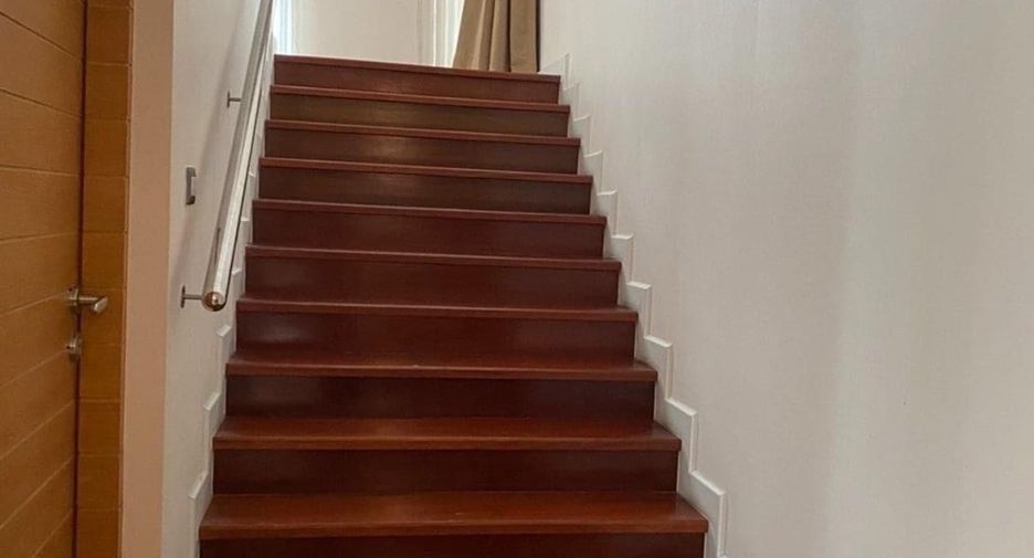 For sale 7 ベッドルーム villa in Bang Phli, Samut Prakan