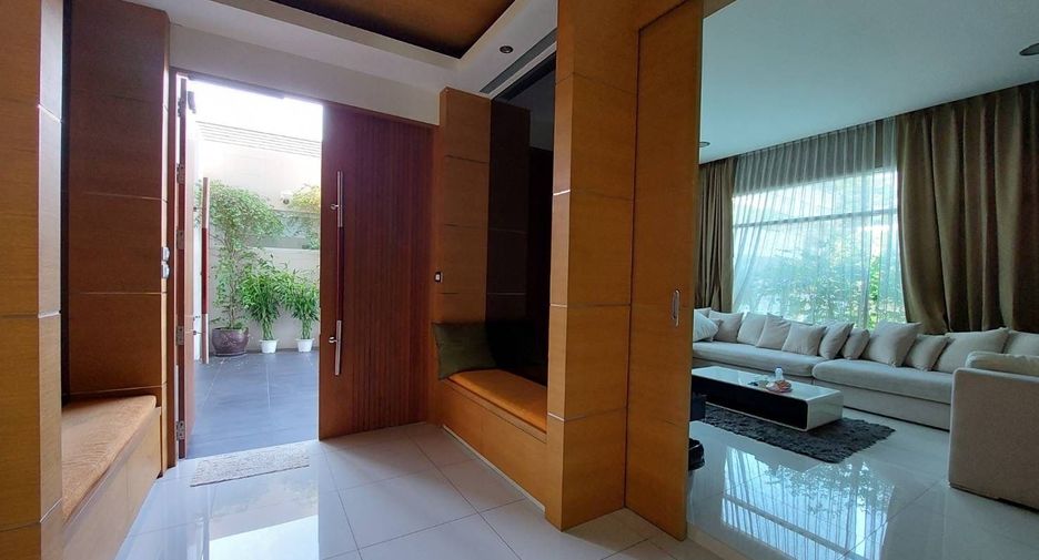For sale 7 bedrooms villa in Bang Phli, Samut Prakan