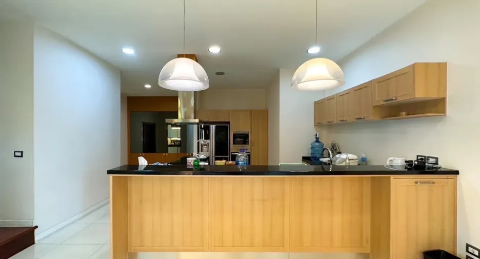 For sale 7 bedrooms villa in Bang Phli, Samut Prakan