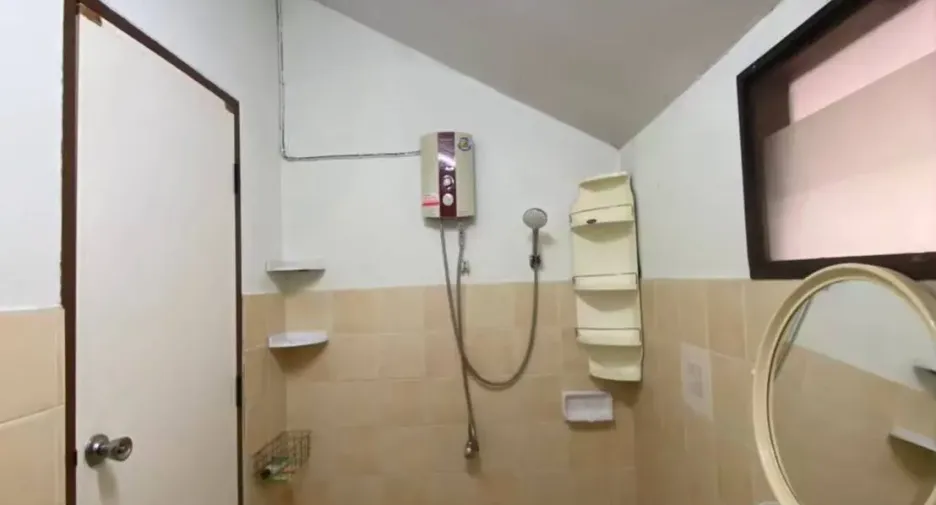 For rent 2 bedrooms house in Mueang Chiang Mai, Chiang Mai