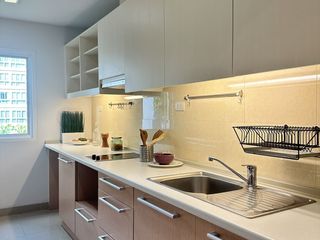Wohnung zum Kauf und zur Miete mit 2 Zimmer in Phra Khanong, Bangkok