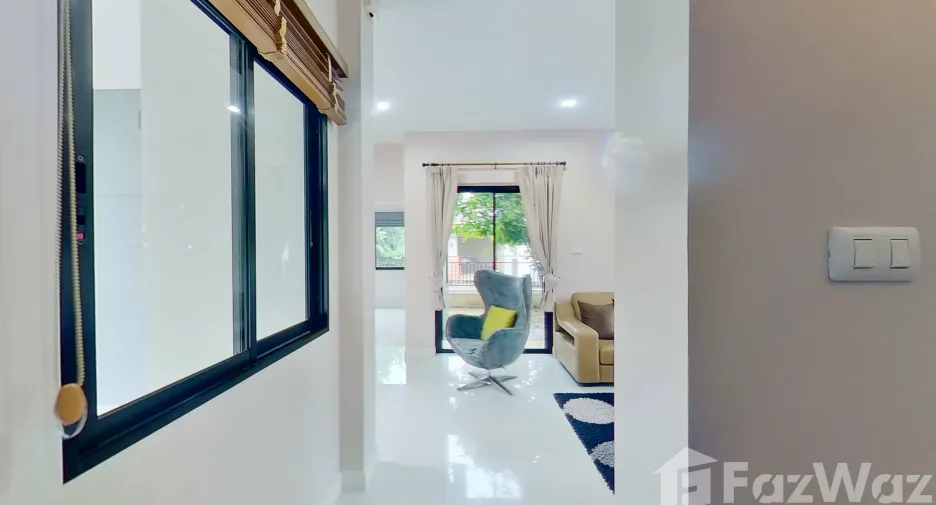 For sale 4 bedrooms house in San Kamphaeng, Chiang Mai