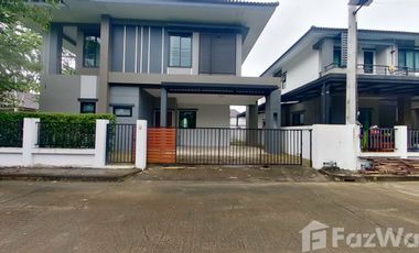For sale 4 bedrooms house in San Kamphaeng, Chiang Mai